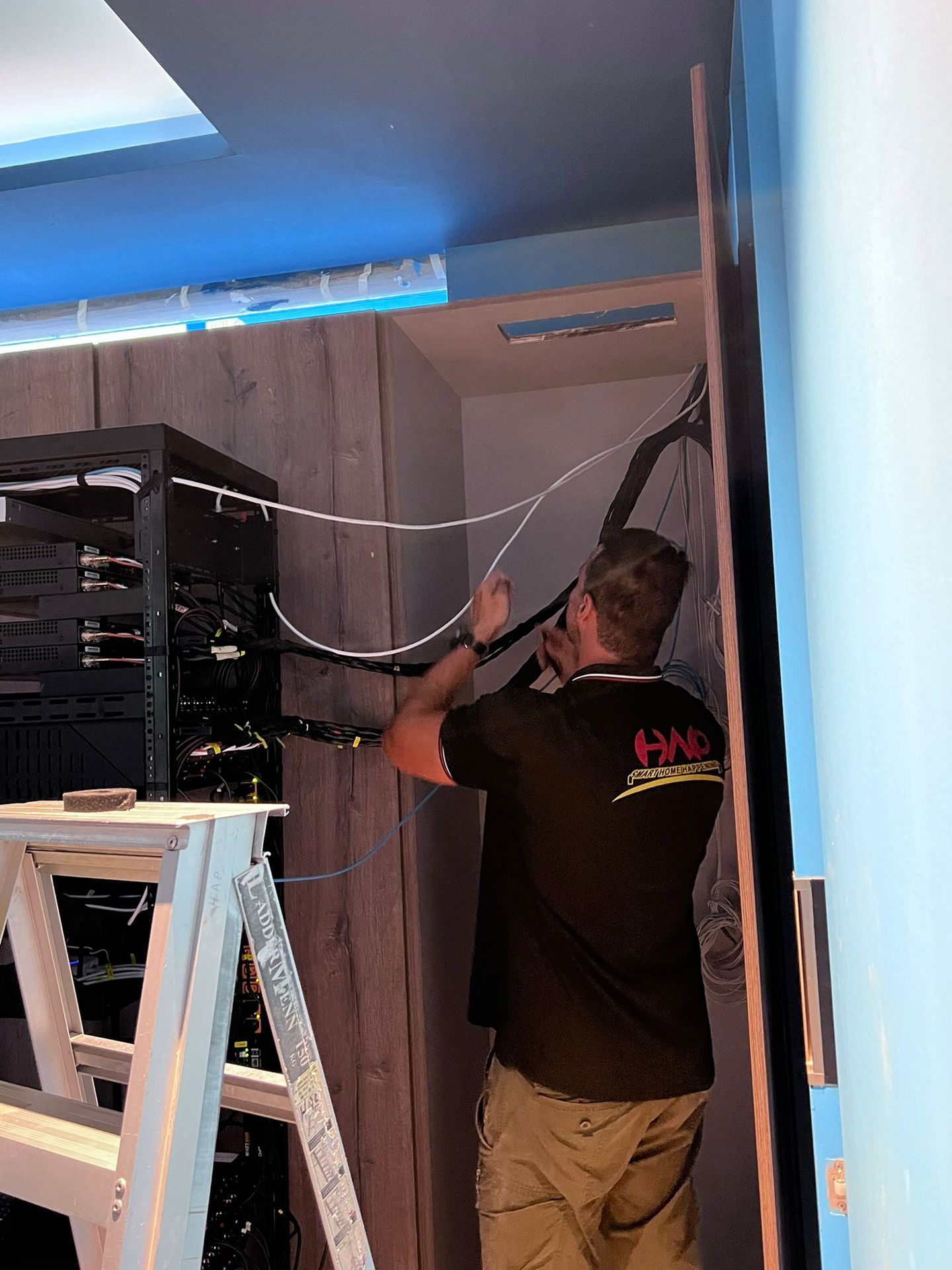 Arranging Cables
