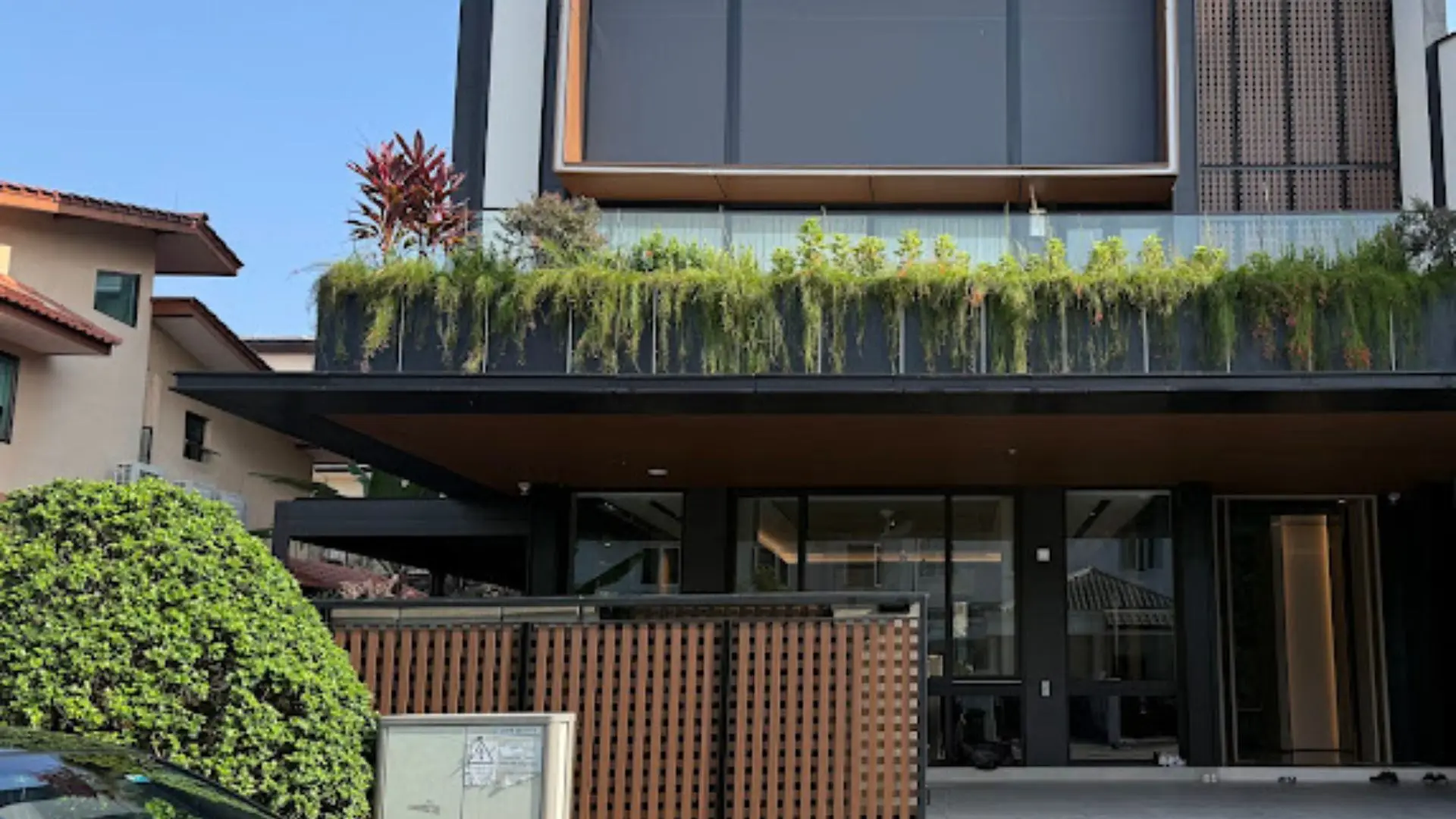 Toh Tuck estate smart home excellence featuring Control4 and TRIAD entertainment
