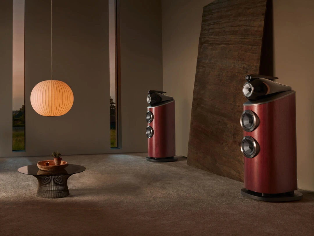 Bowers & Wilkins 803 D4 flagship floorstanding speaker from HAP