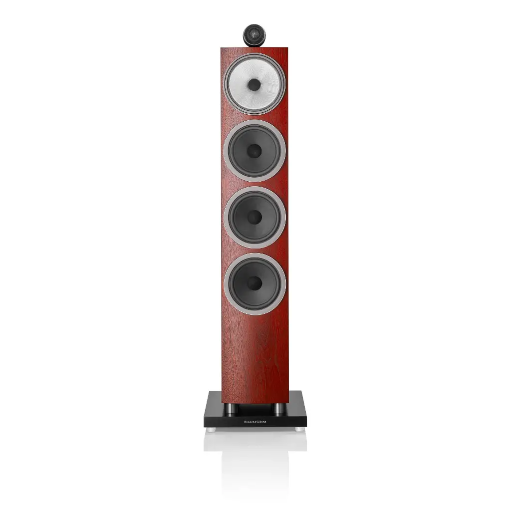 B&W - 702 S3 - Rosenut Front 1x1.webp