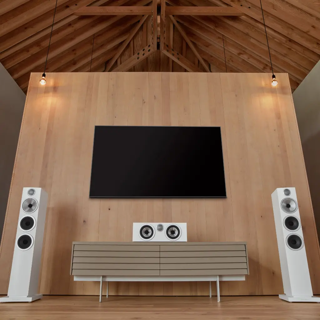 B&W - 704 S3 with HTM72 S3 - Satin White - Lifestyle 37 - 1x1.webp