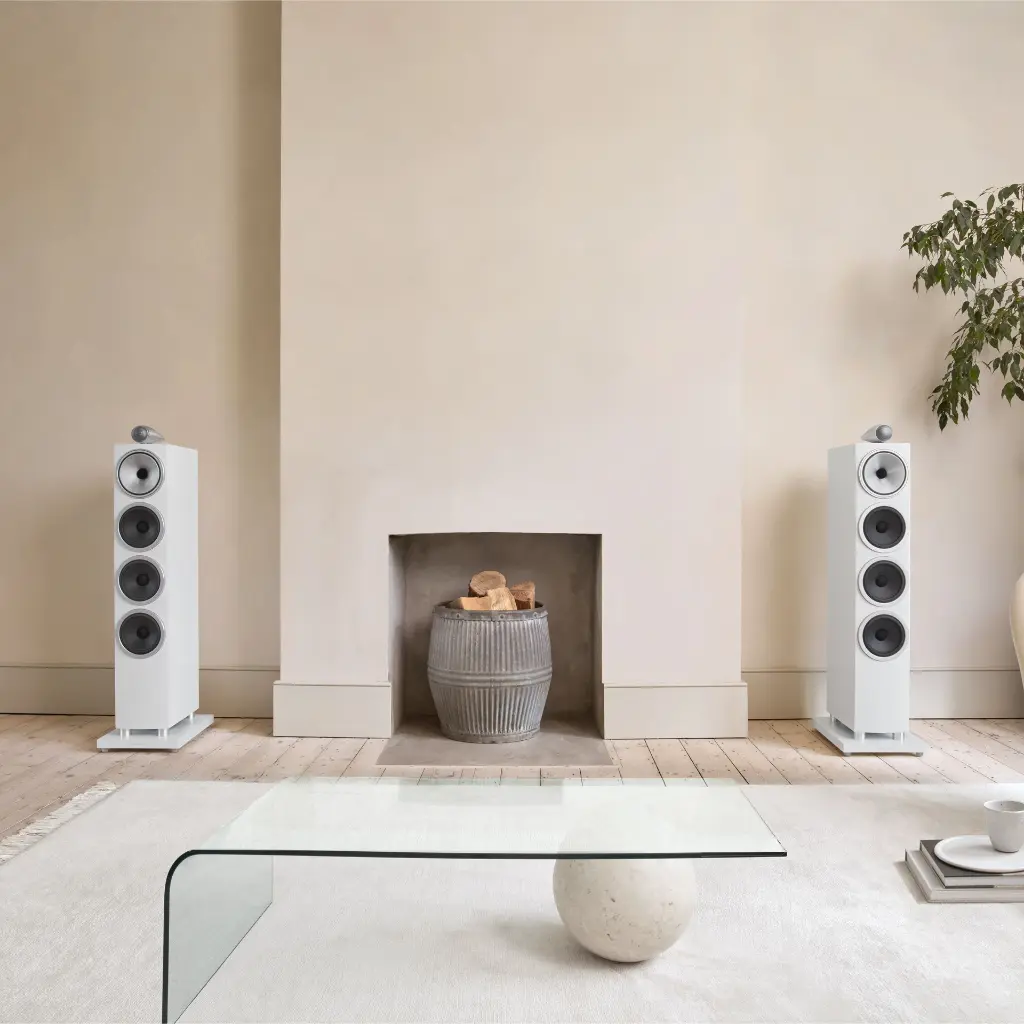 B&W - 702 S3 Satin White - Lifestyle 14 - 1x1.webp