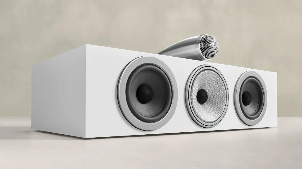 B&W - HTM71 S3 Satin White Beauty 16x9.webp