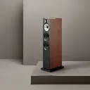 B&W - 603 S3 Red Cherry Beauty 1 - 1x1.webp