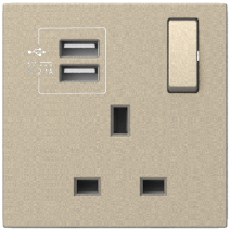 701384 SIMON i7 13A BS Socket w/Twin USB