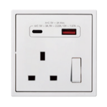 [70E7254] 70E7254 SIMON i7 13A BS Socket w/USB A+C (White)